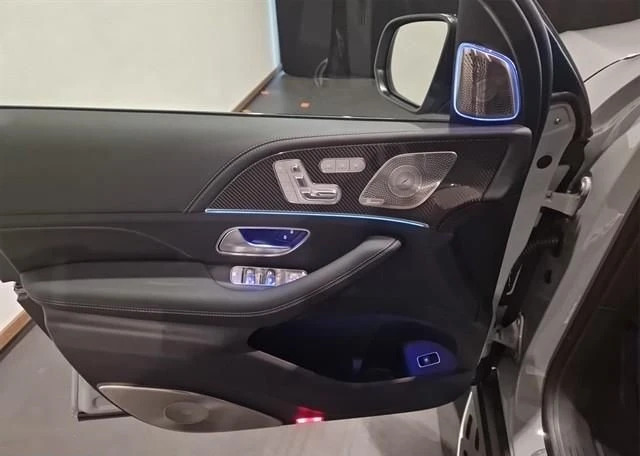 Mercedes-Benz GLS 63 AMG 4MATIC+ * Exclusive * Гаранция до 2028г., снимка 4 - Автомобили и джипове - 54115548