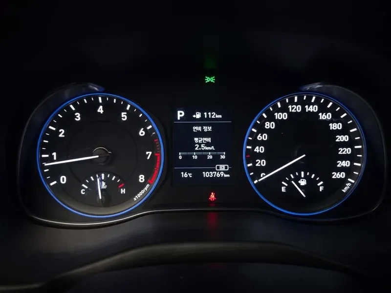 Hyundai Kona 1.6Т, снимка 8 - Автомобили и джипове - 54253022