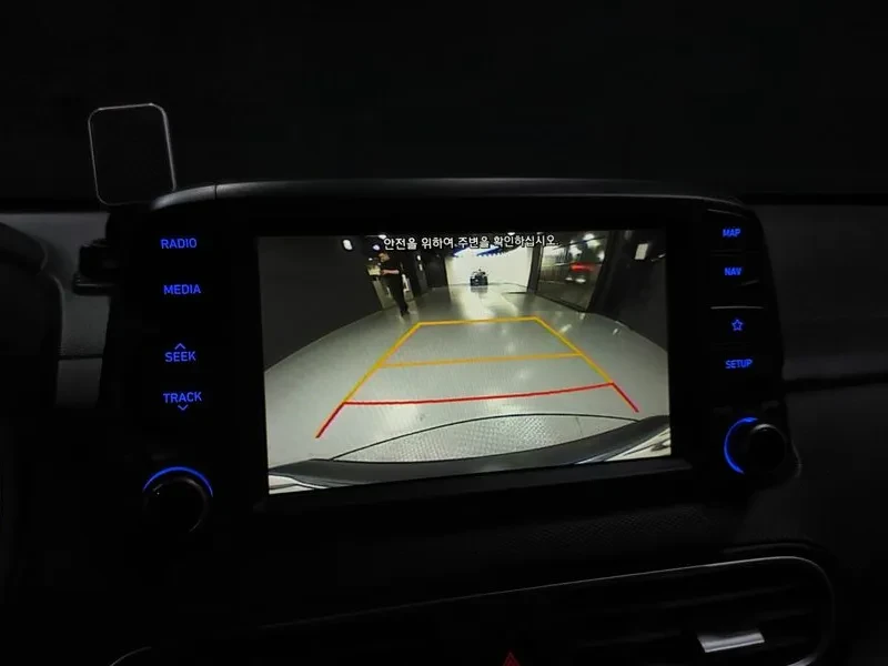 Hyundai Kona 1.6Т, снимка 15 - Автомобили и джипове - 54253022