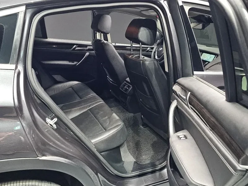 BMW X4 2.0d, снимка 11 - Автомобили и джипове - 54604821