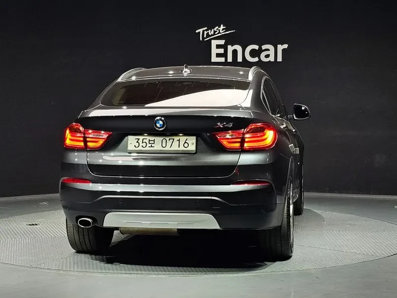 BMW X4 2.0d, снимка 4 - Автомобили и джипове - 54604821