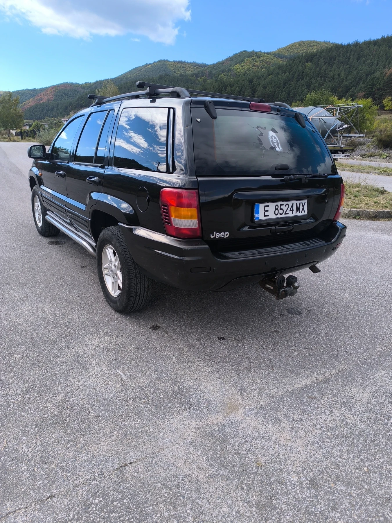 Jeep Grand cherokee Джипа е със два чифта джанти със гуми 16 и 17 цола | Mobile.bg — изображение 4