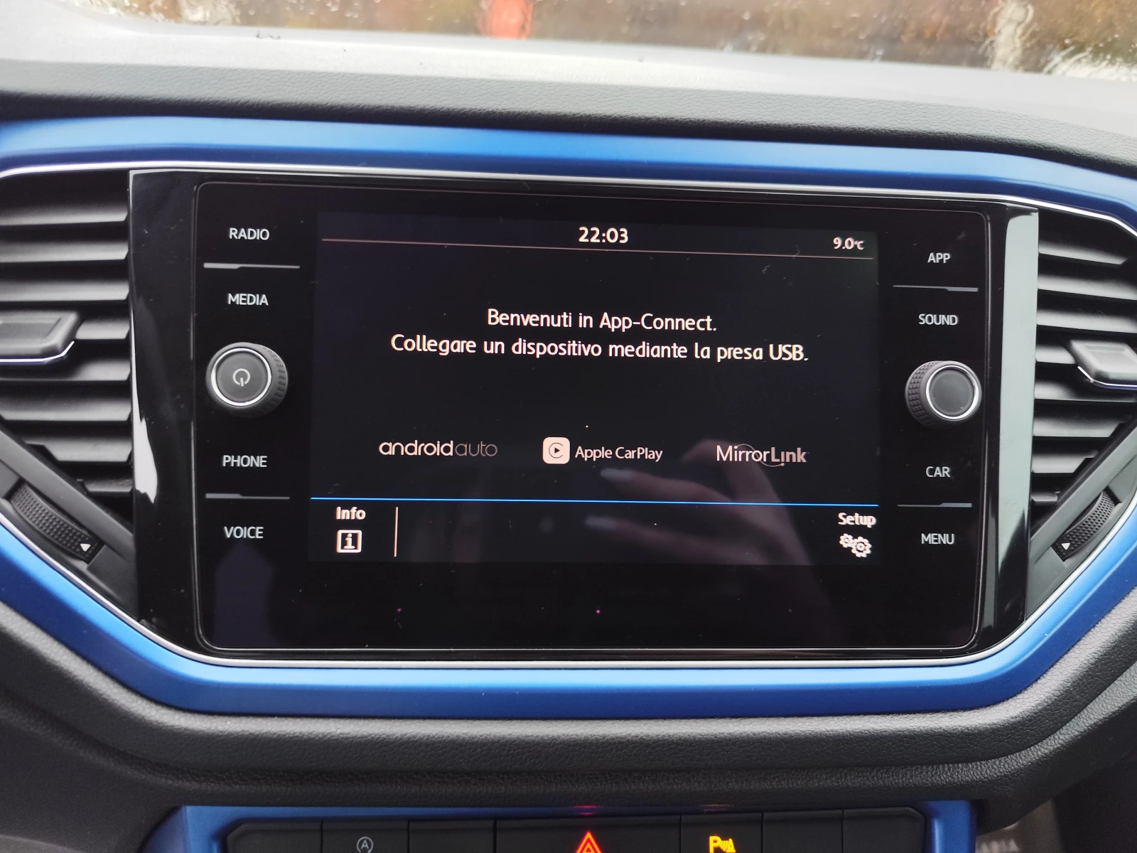 VW T-Roc 1.6TDi* EURO6D* LED* CARPLAY*  - изображение 7