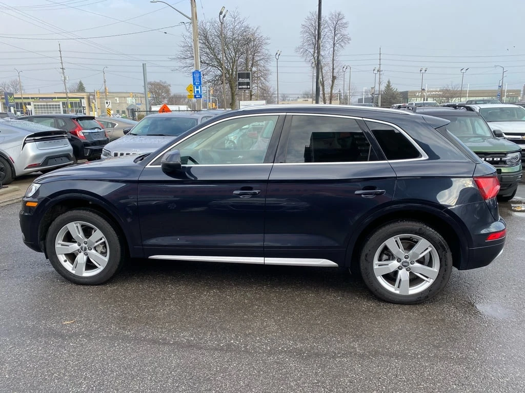 Audi Q5 * 2.0T | Technik | Panoramic Sunroof * CARFAX *  | Mobile.bg   4