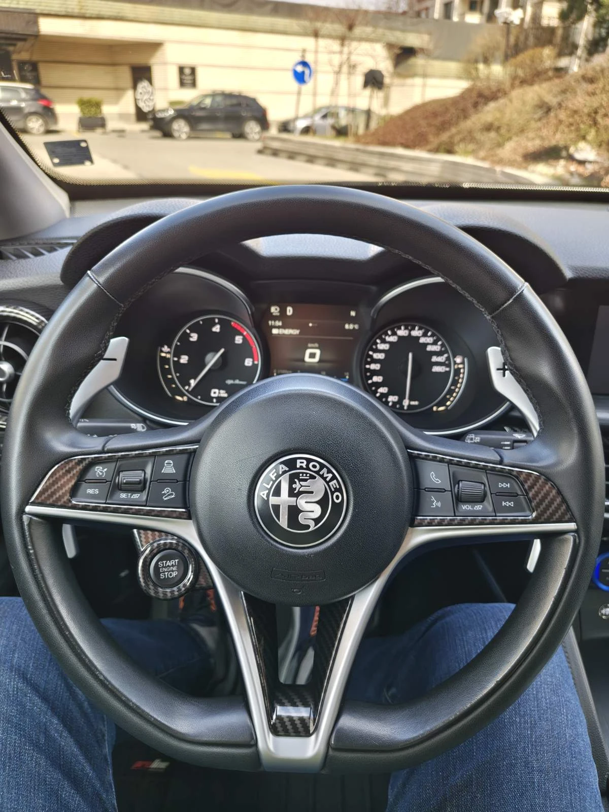 Alfa Romeo Stelvio 2.2 JTDm-16V, снимка 14 - Автомобили и джипове - 53751260