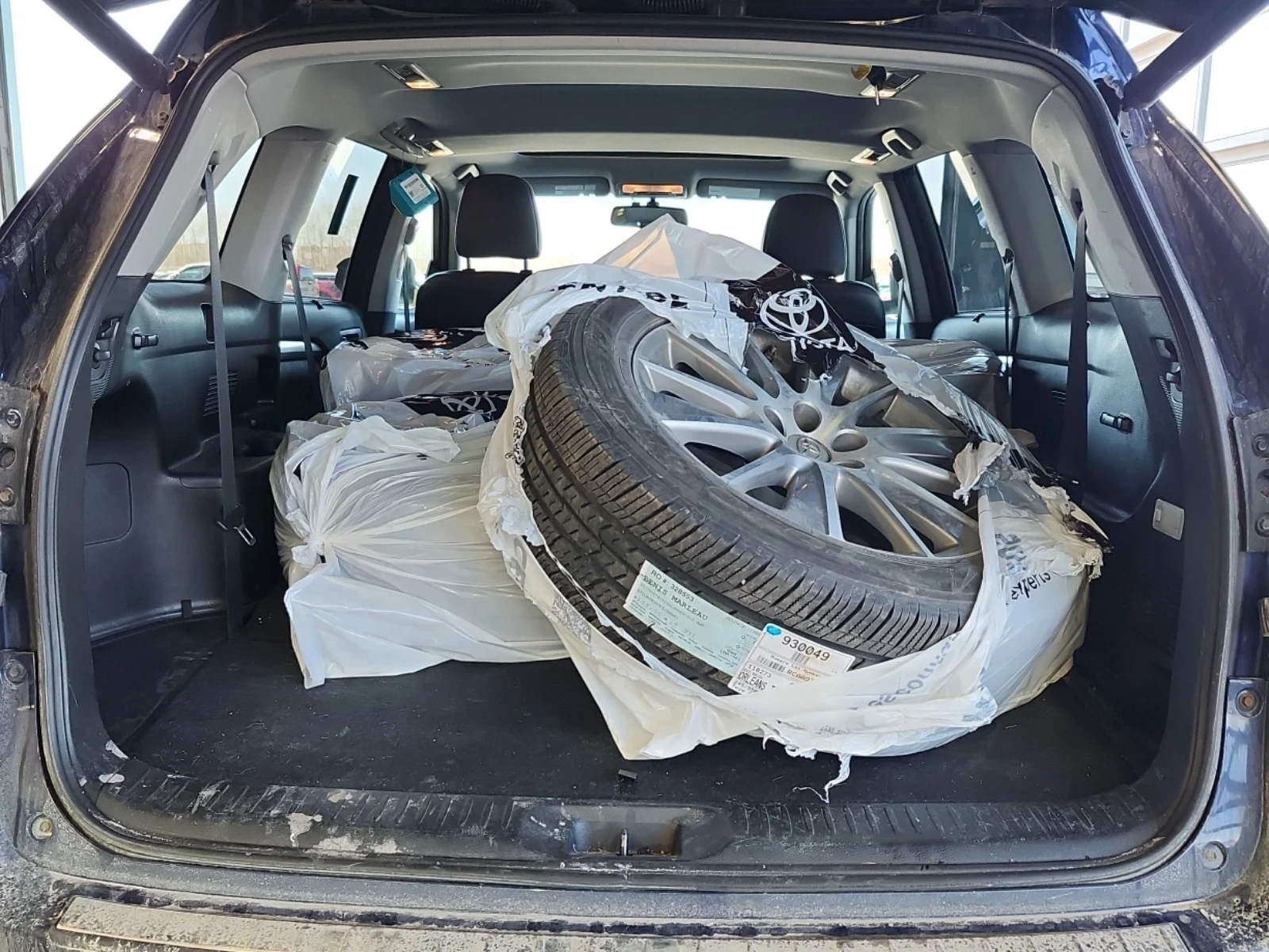 Toyota Highlander XLE/7 Места/Без Инцидент/Втори Чифт Гуми/127296КМ/, снимка 12 - Автомобили и джипове - 54005309