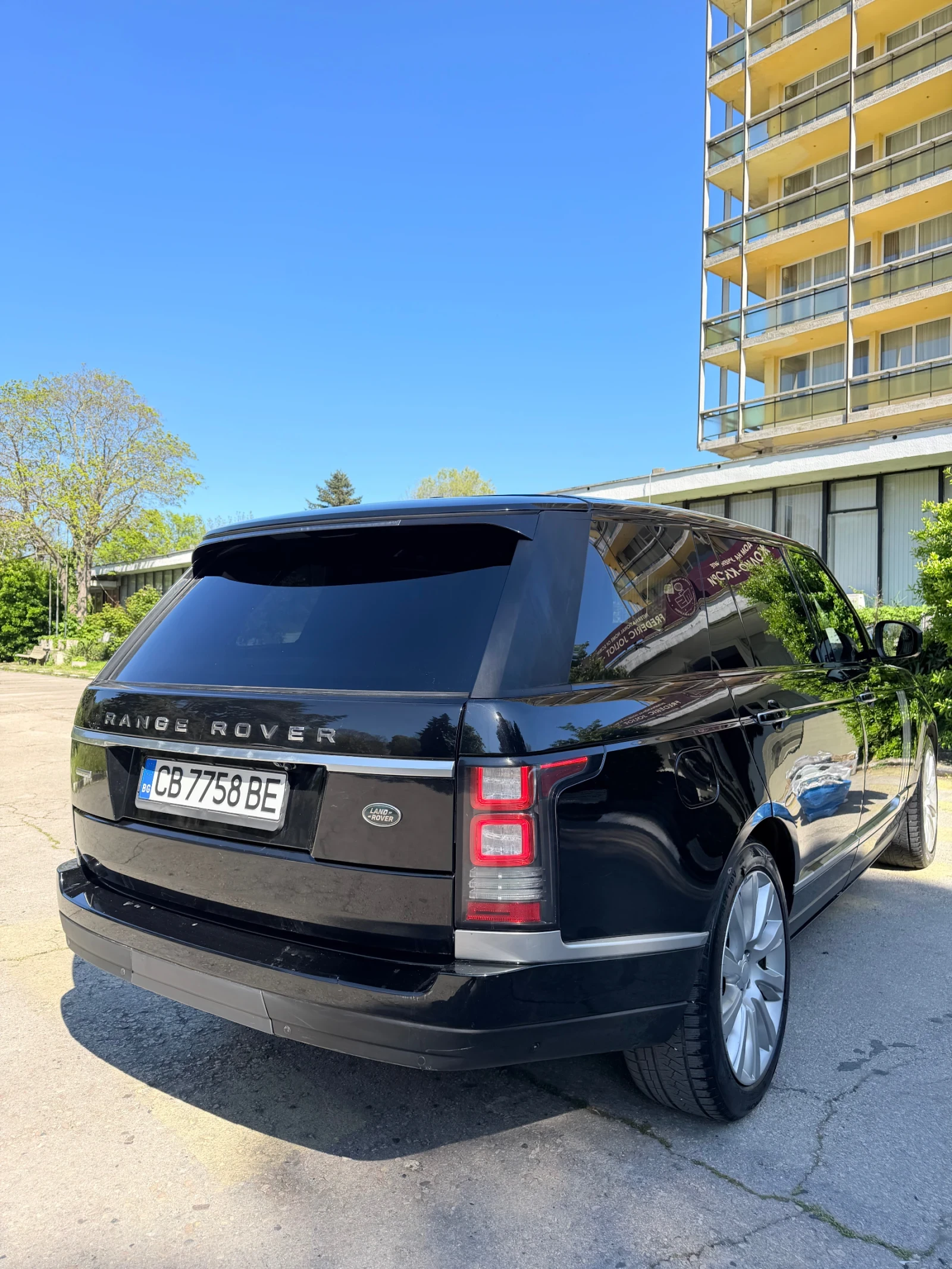 Land Rover Range rover, снимка 4 - Автомобили и джипове - 54443237