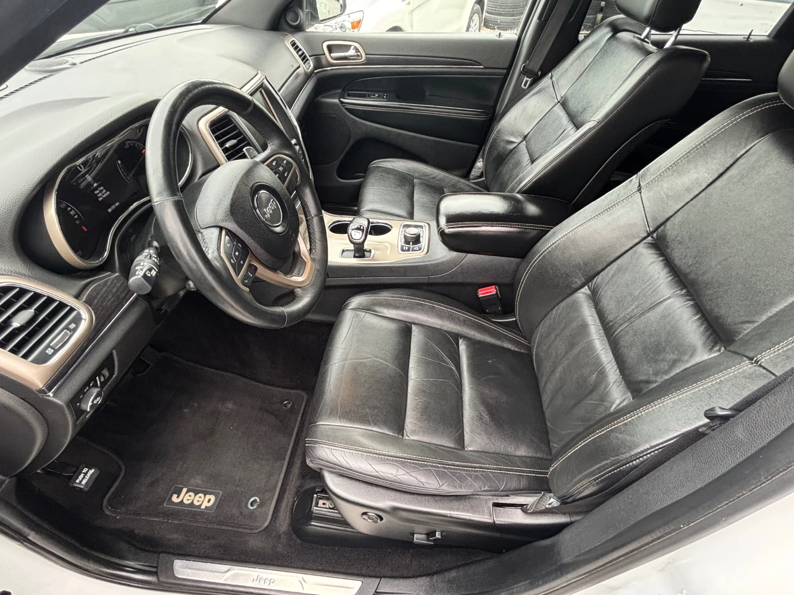 Jeep Grand cherokee НА ПРУЖИНИ!!!, снимка 8 - Автомобили и джипове - 54479657