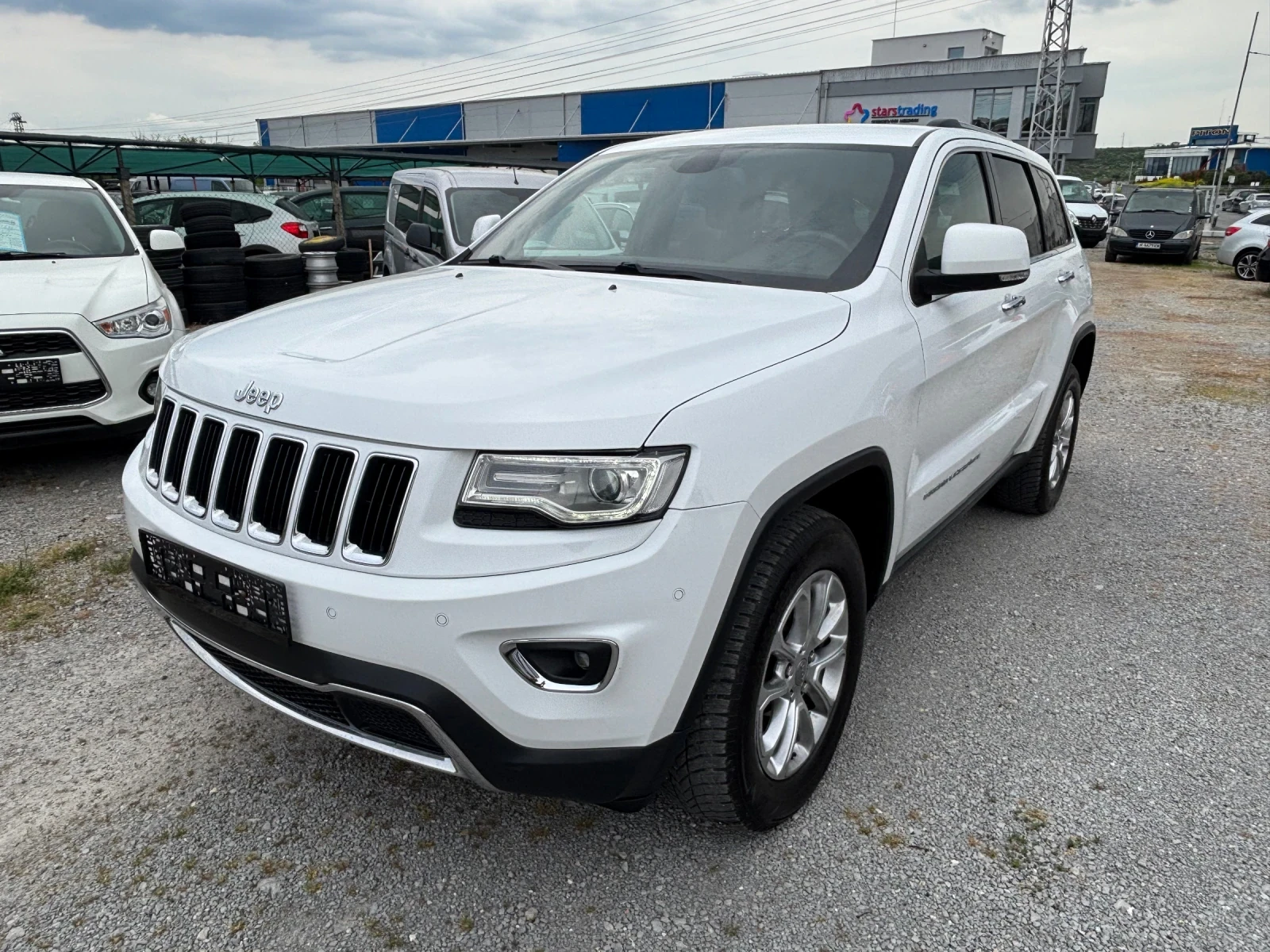 Jeep Grand cherokee НА ПРУЖИНИ!!!, снимка 2 - Автомобили и джипове - 54479657