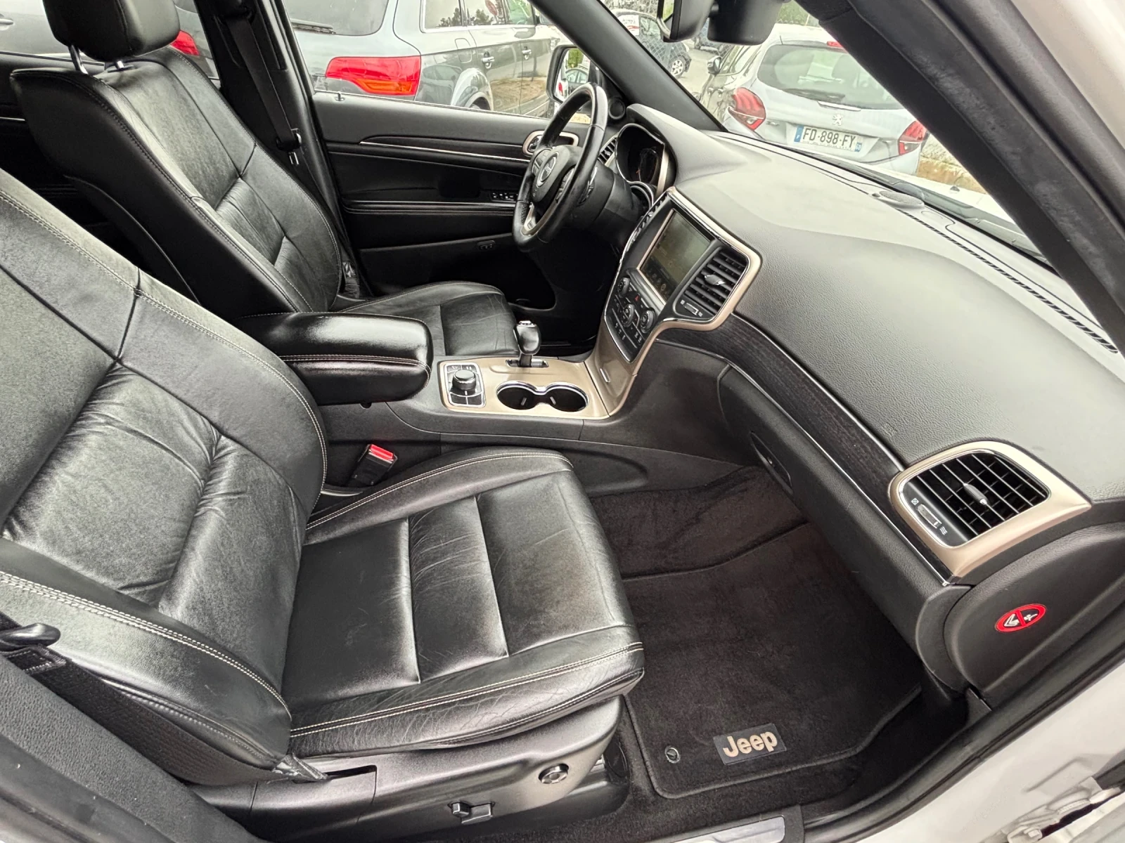 Jeep Grand cherokee НА ПРУЖИНИ!!!, снимка 9 - Автомобили и джипове - 54479657