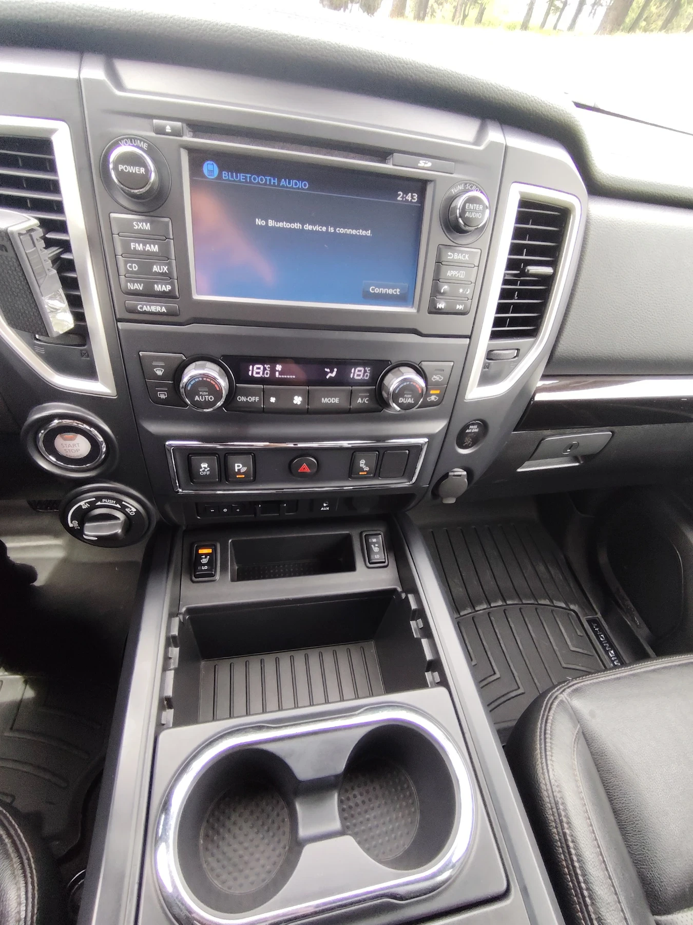 Nissan Titan crew cab 5.8 v8, снимка 8 - Автомобили и джипове - 54551479