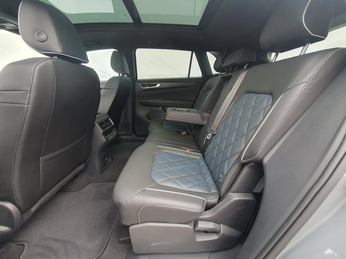 VW Atlas | Mobile.bg � ����������� 5