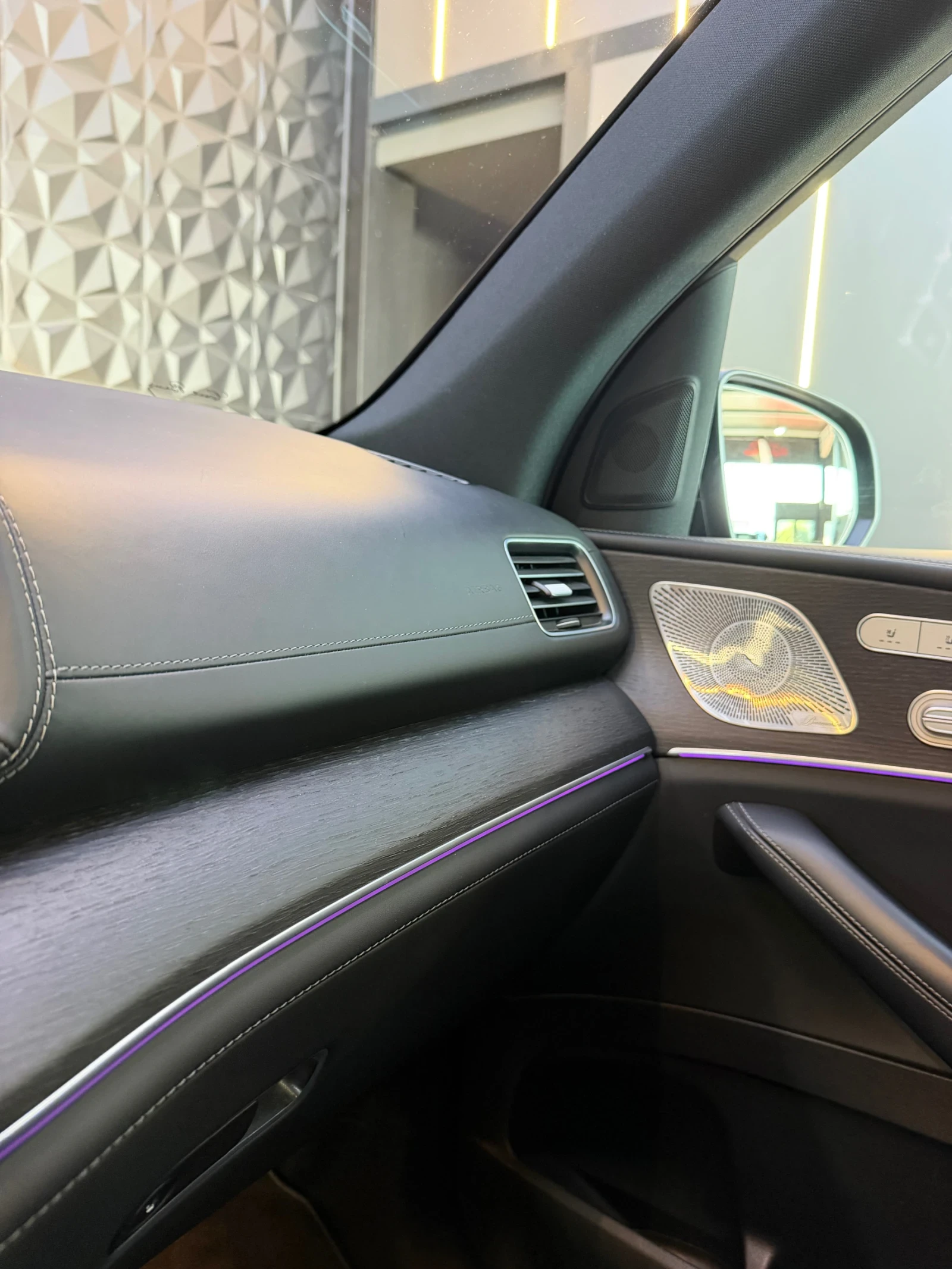 Mercedes-Benz GLS 400 d 4 MATIC * 6+ 1* FULL Екстри* BURMESTER* ПАНОРАМА, снимка 10 - Автомобили и джипове - 55084444