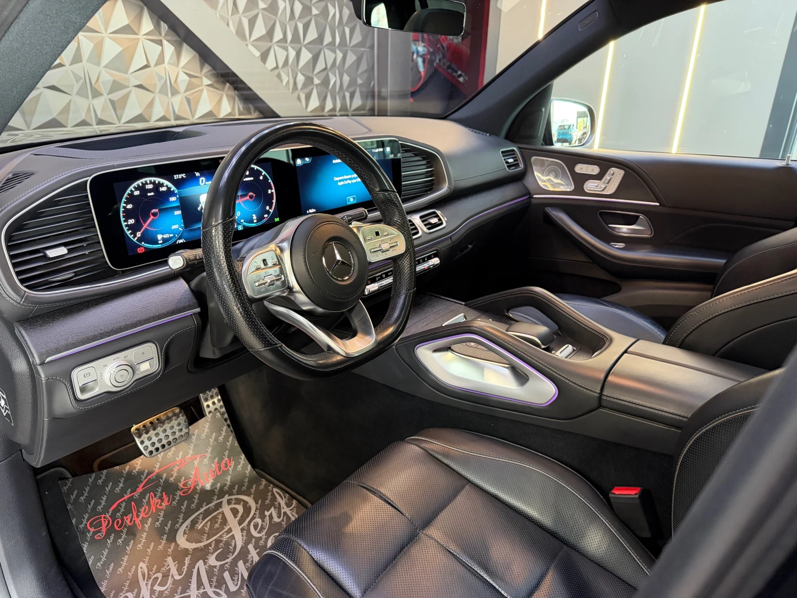 Mercedes-Benz GLS 400 d 4 MATIC * 6+ 1* FULL Екстри* BURMESTER* ПАНОРАМА, снимка 7 - Автомобили и джипове - 55084444
