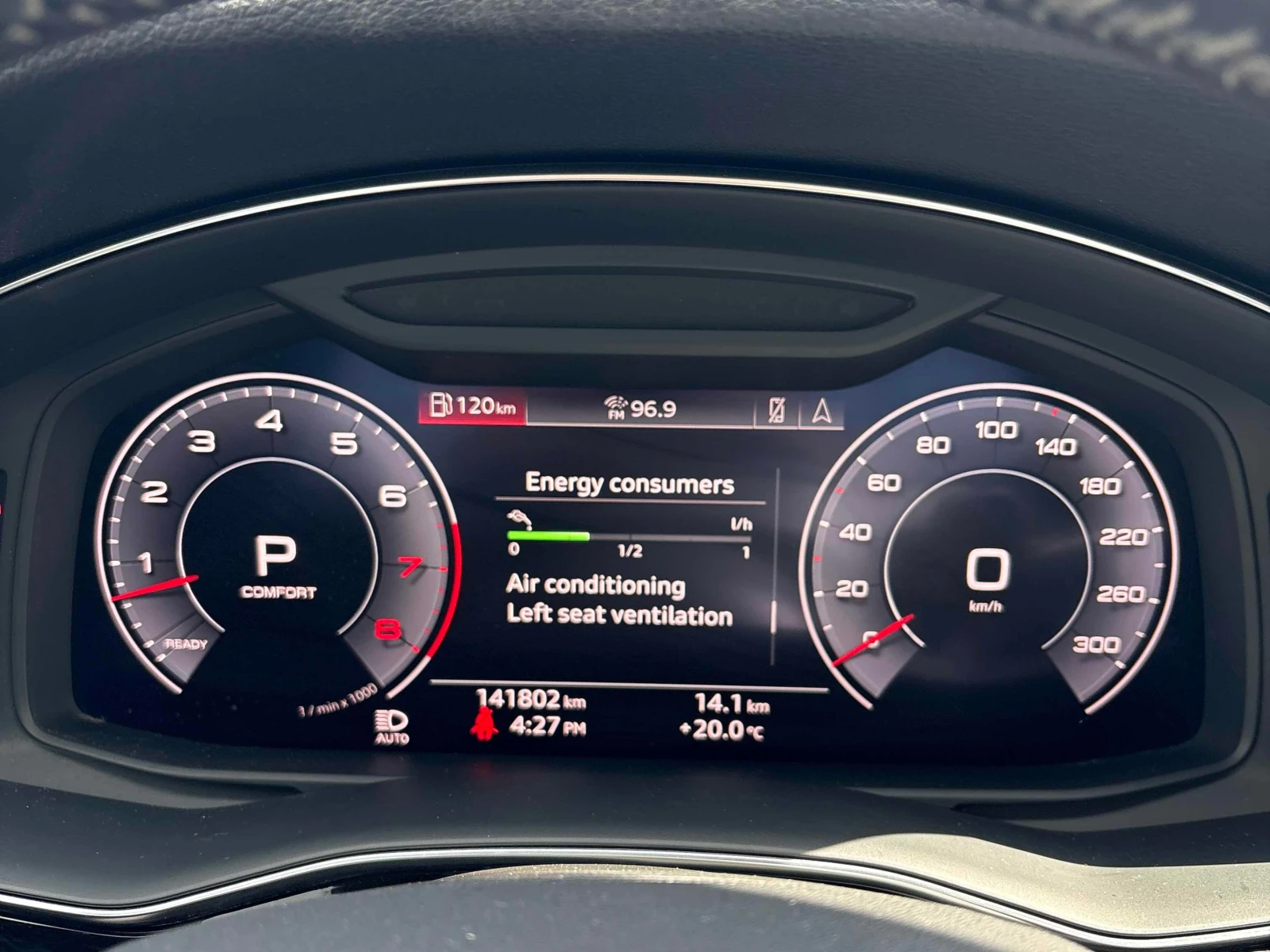 Audi Q8 * Progressiv * CARFAX * ЦЕНА ДО БГ, снимка 7 - Автомобили и джипове - 55875637
