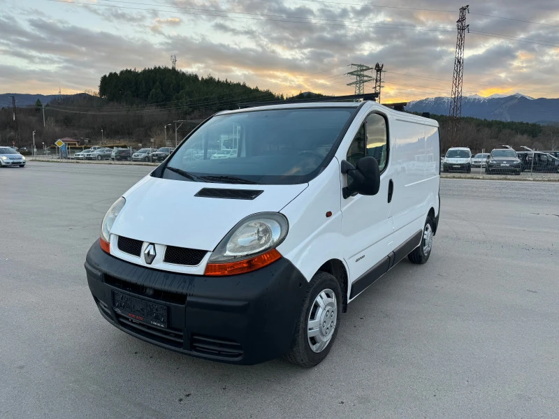 Renault Trafic 1.9 dci, снимка 1 - Бусове и автобуси - 46691577