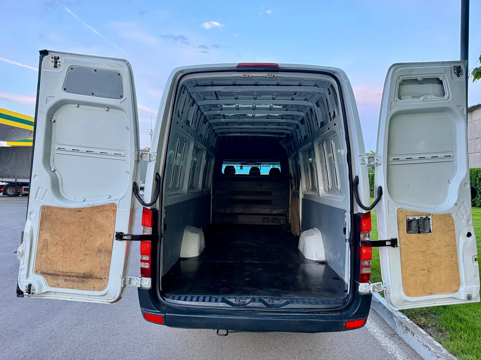 Mercedes-Benz Sprinter 2.2 MAXI XXL!!!КЛИМА!!!НАЛИЧЕН!!!ТОП СЪСТОЯНИЕ!!!, снимка 5 - Бусове и автобуси - 54552852
