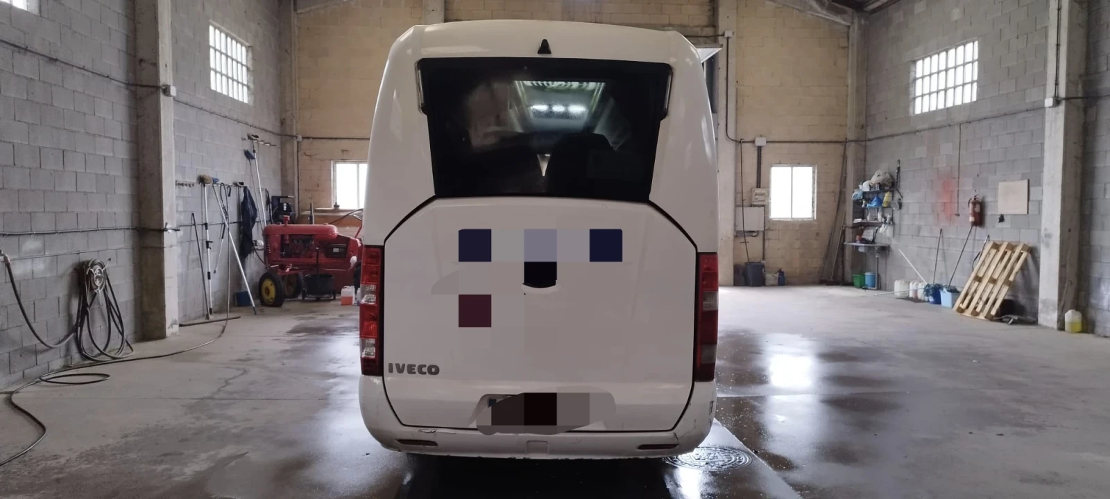 Iveco Uni, снимка 6 - Бусове и автобуси - 54671277