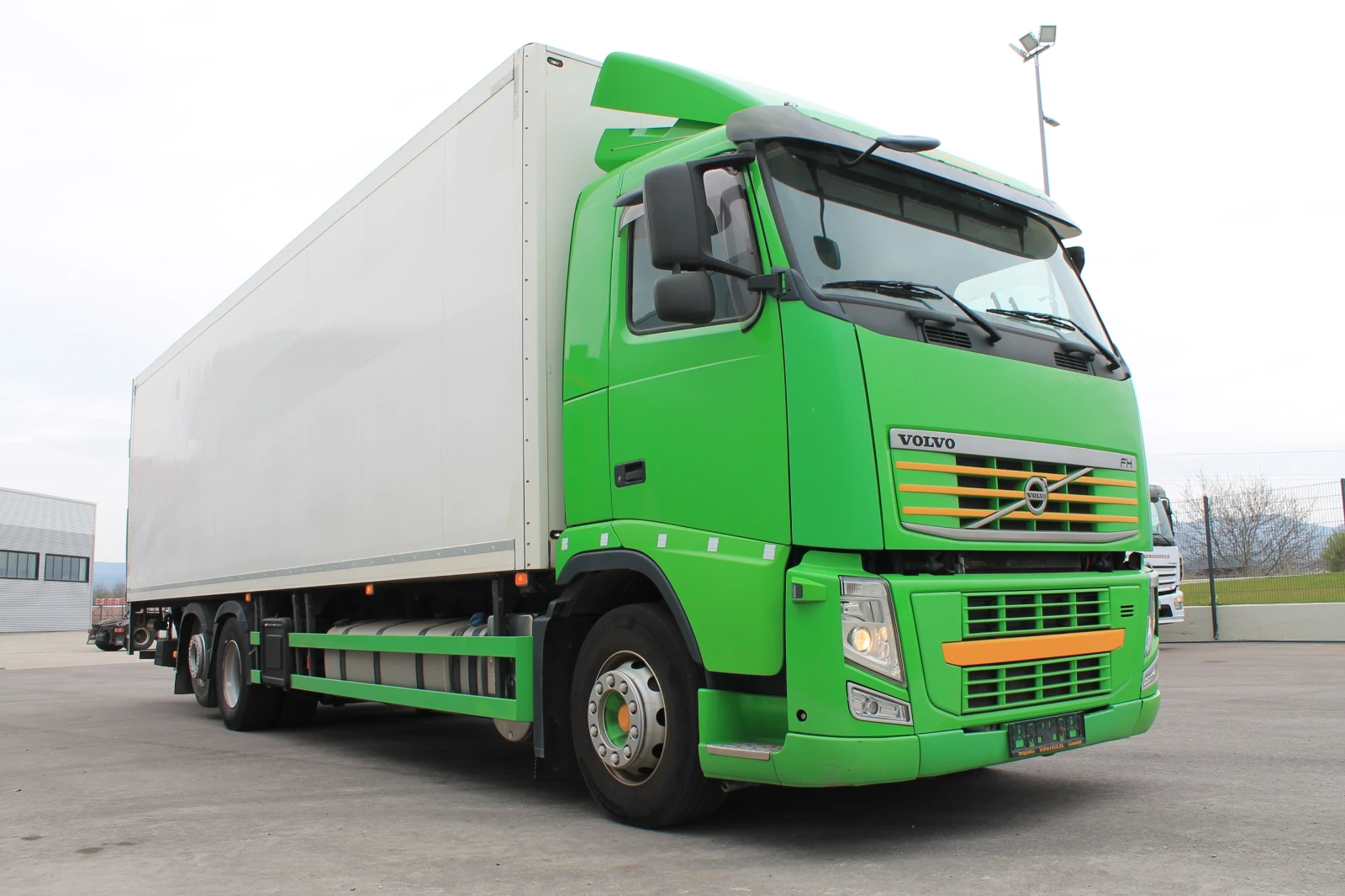 Volvo Fh 460 Mitsubishi Coolman TU100SA 9.3� | Mobile.bg � ����������� 2