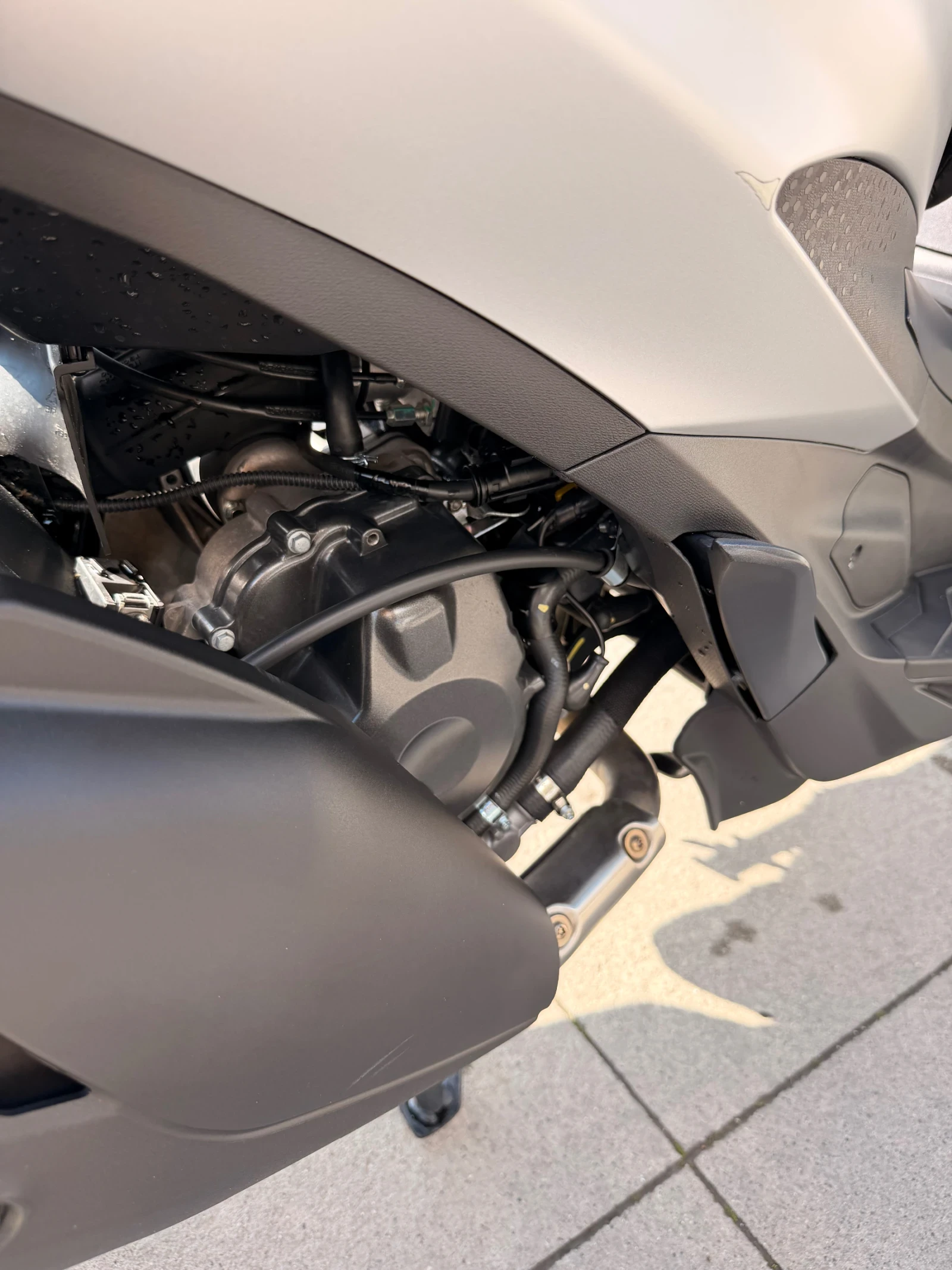 Piaggio Beverly 400 S, снимка 7 - Мотоциклети и мототехника - 54261333