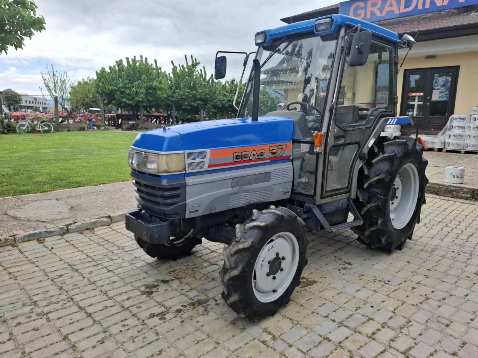 Трактор ISEKI Geas 37