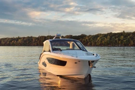 Моторна яхта Sea Ray 370 Sundancer, снимка 2