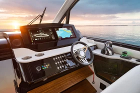 Моторна яхта Sea Ray 370 Sundancer, снимка 7