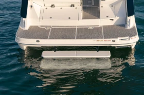 Моторна яхта Sea Ray 370 Sundancer, снимка 13