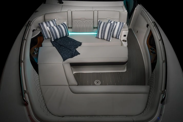 ������� ���� Sea Ray 370 Sundancer | Mobile.bg � ����������� 5