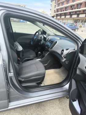 Chevrolet Aveo, снимка 11