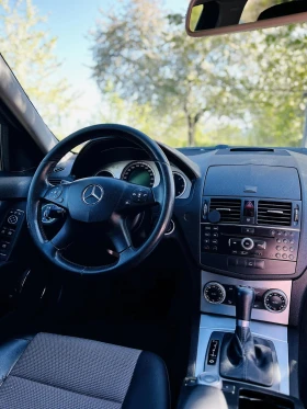 Mercedes-Benz C 320, снимка 5