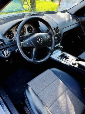 Mercedes-Benz C 320, снимка 9
