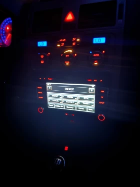 VW Touran 2.0 ECO FUEL | Mobile.bg    17