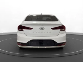 Hyundai Elantra * АВТО КРЕДИТ* ЦЕНА ДО БГ * Сервизна история *  - 27800 лв. / 14213.91 € - 36707155 4
