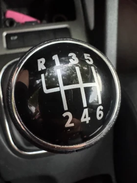 VW Golf - 1300 € / 2542.58 лв. - 88464457 5