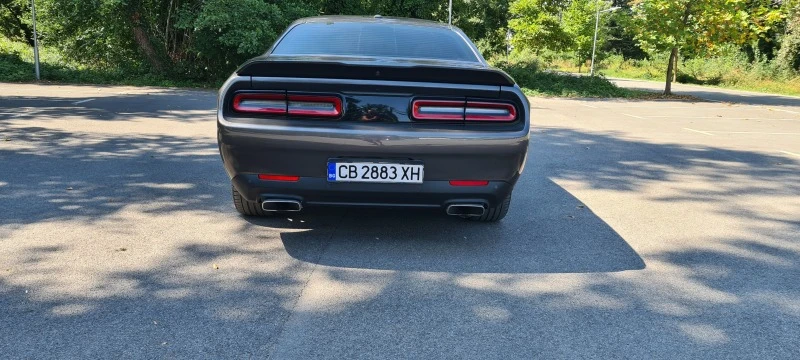 Dodge Challenger HEMI, снимка 7 - Автомобили и джипове - 47591992