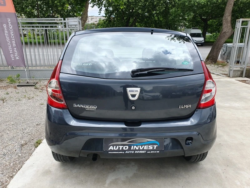 Dacia Sandero 1.4/75кс/АГУ, снимка 6 - Автомобили и джипове - 45715228