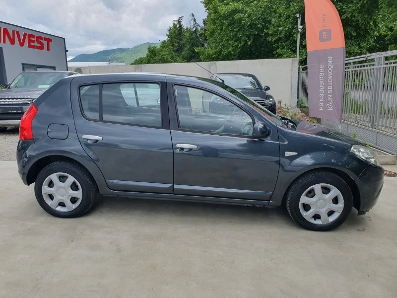 Dacia Sandero 1.4/75кс/АГУ, снимка 8 - Автомобили и джипове - 45715228