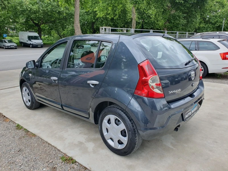 Dacia Sandero 1.4/75кс/АГУ, снимка 5 - Автомобили и джипове - 45715228