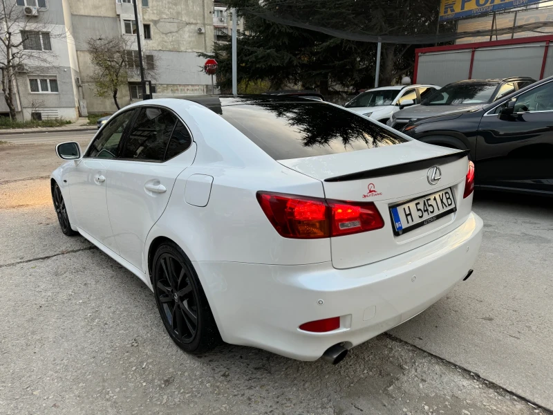 Lexus IS 250 6ск.Бартер/Лизинг, снимка 2 - Автомобили и джипове - 48165573