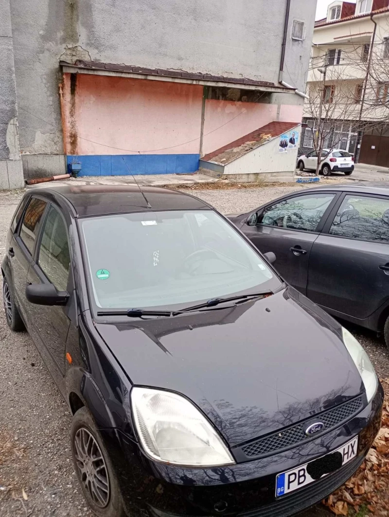 Ford Fiesta, снимка 1 - Автомобили и джипове - 48364556