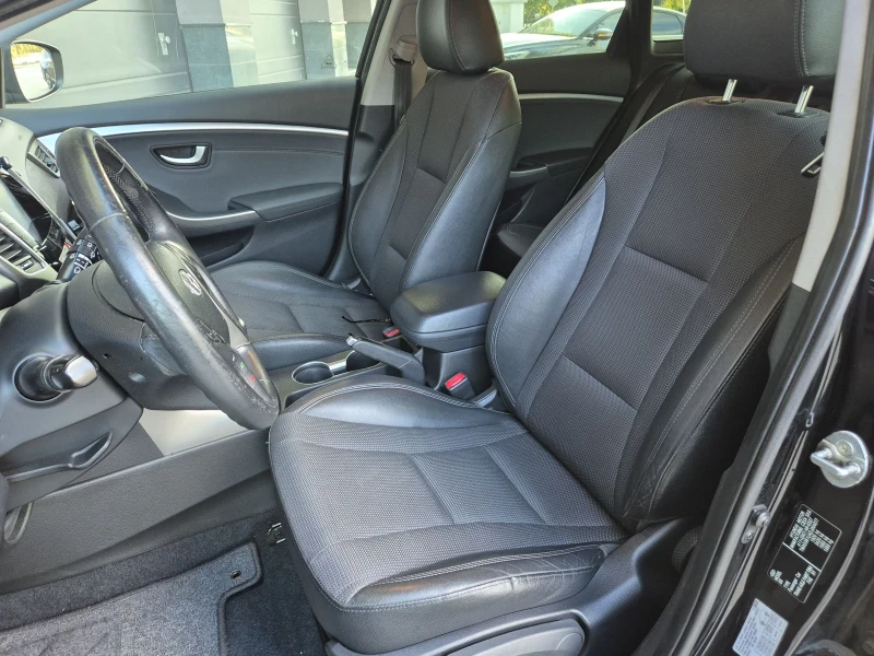 Hyundai I30 1.6 CRDI#NAVI#, снимка 9 - Автомобили и джипове - 51950621