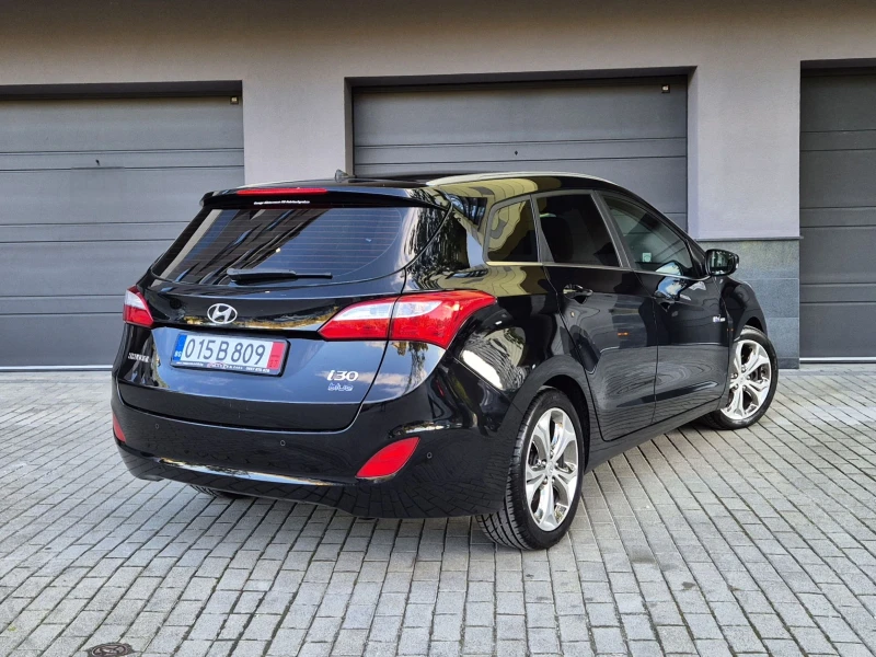 Hyundai I30 1.6 CRDI#NAVI#, снимка 4 - Автомобили и джипове - 51950621