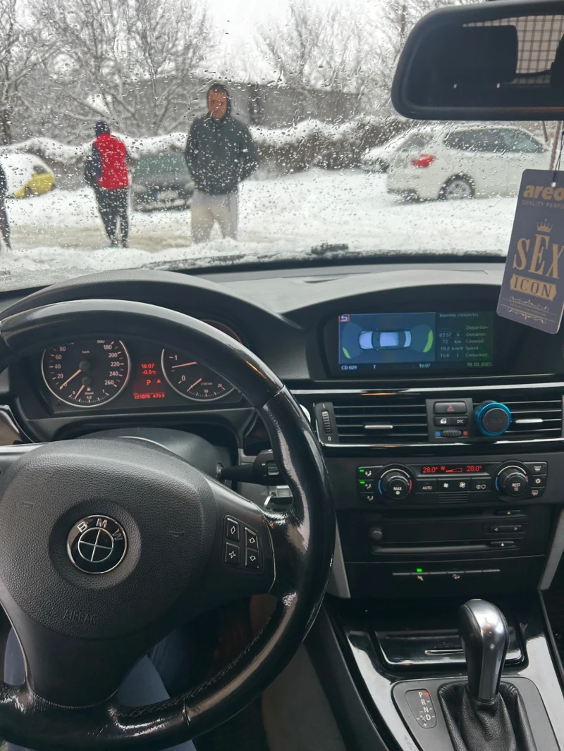 BMW 330 330XD, снимка 15 - Автомобили и джипове - 53066686