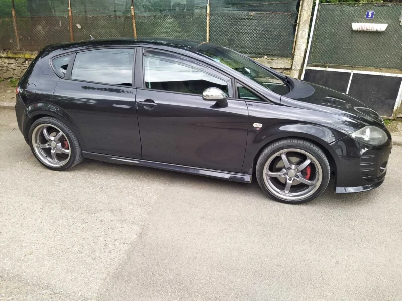 Seat Leon SUPERCOPA 2.0TDI-140 к.с, снимка 4 - Автомобили и джипове - 52677692