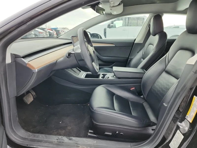 Tesla Model 3 2022 LONG RANGE * CARFAX * БЕЗ ПЪРВОНАЧАЛНА ВНОСКА, снимка 8 - Автомобили и джипове - 52661894