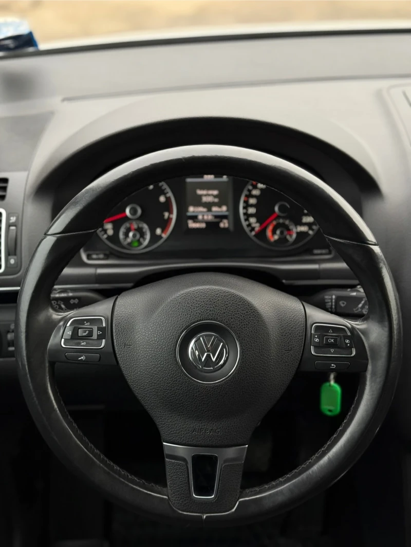 VW Touran DSG TSI CNG ECO FUEL , снимка 11 - Автомобили и джипове - 52879658