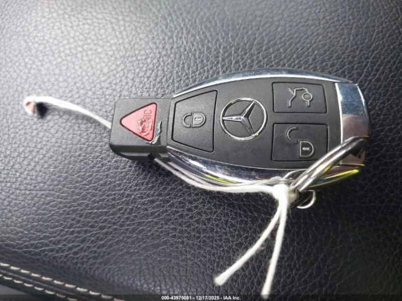 Mercedes-Benz CLA 250 2l 4Matic, снимка 11 - Автомобили и джипове - 53466303