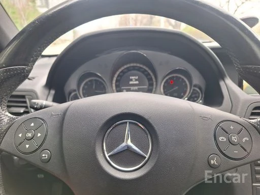 Mercedes-Benz E 350 E-Class E350 Coupe, снимка 4 - Автомобили и джипове - 54176462