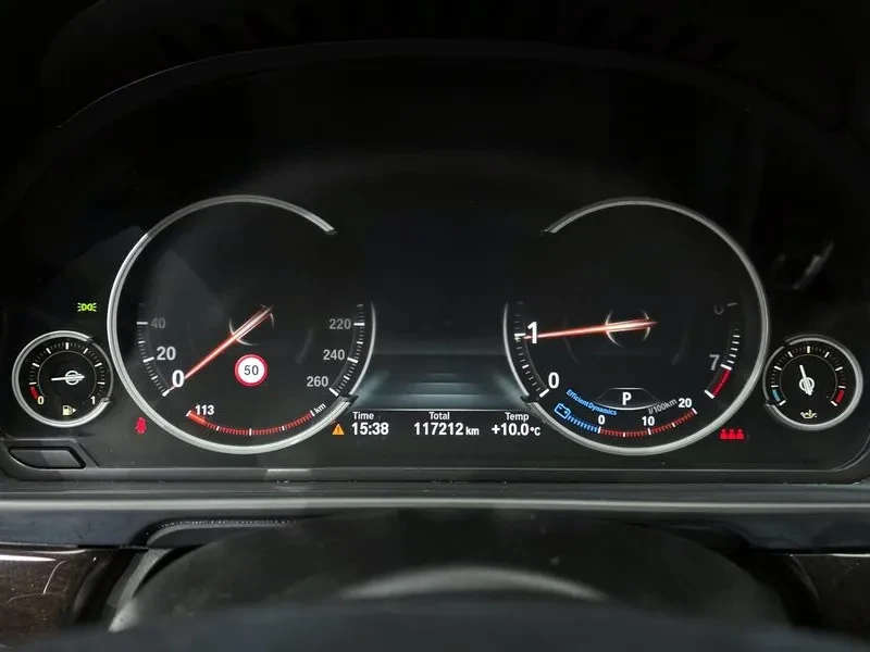 BMW 528 i, снимка 8 - Автомобили и джипове - 54591300